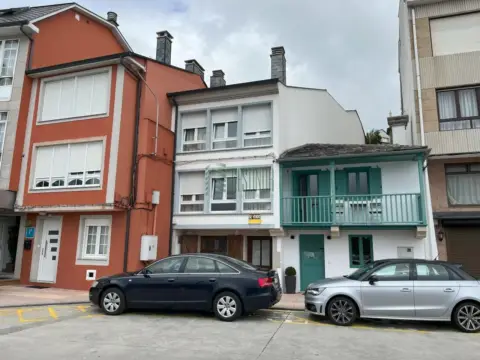 Casa en calle Avenida Do Peirao