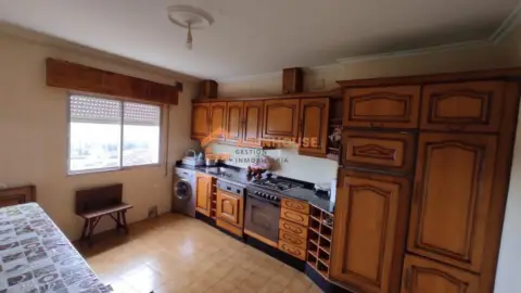 Piso en Amoeiro