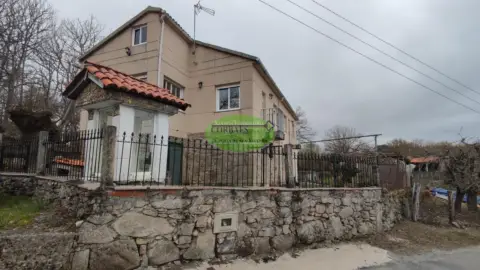 Casa en Parada de Sil