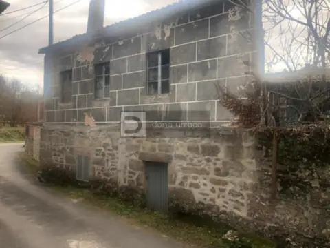 Casa en Paderne de Allariz