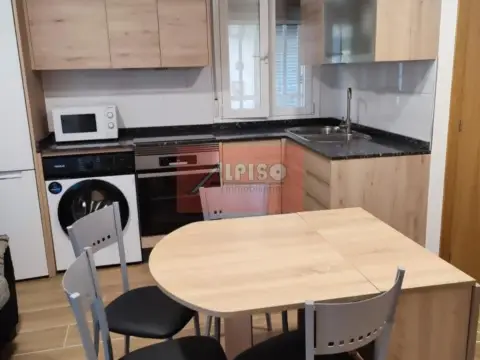 Casa adosada en calle de Esgos