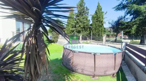 Chalet en San Cibrao Das Viñas