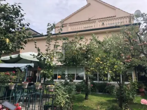 Casa en Lobios