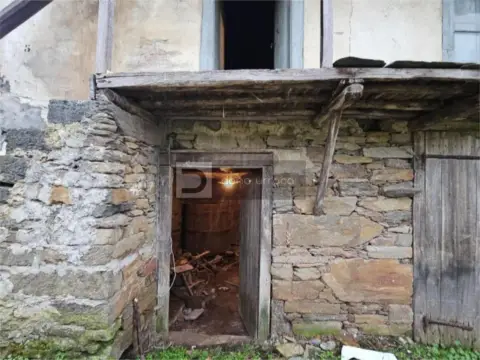 Chalet en Castro Caldelas