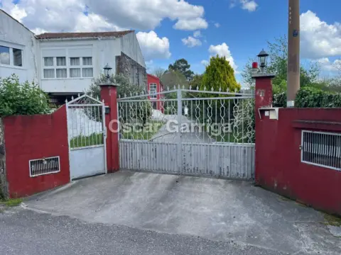 Casa en Carballiño (O)