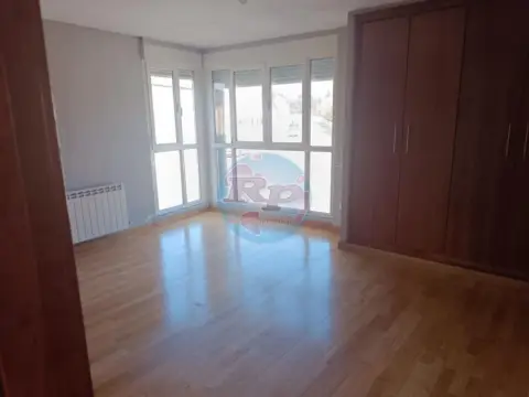 Chalet en Sariegos