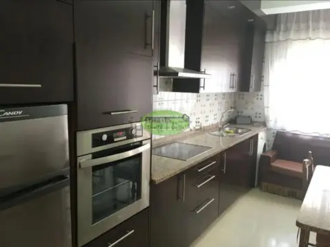 Piso en Xunqueira de Ambía