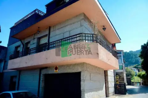 Chalet en Castrelo de Miño