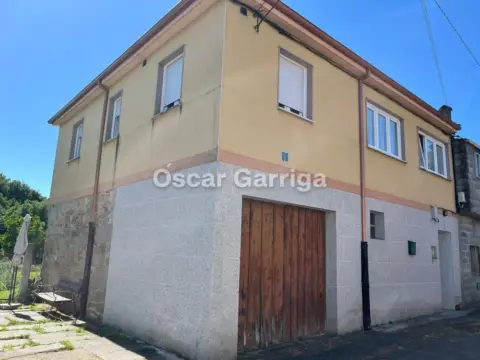 Casa en Carballiño (O)