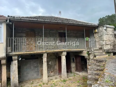 Casa en Carballiño (O)