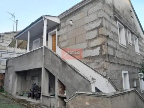 Casa en calle de Serra San Mamede
