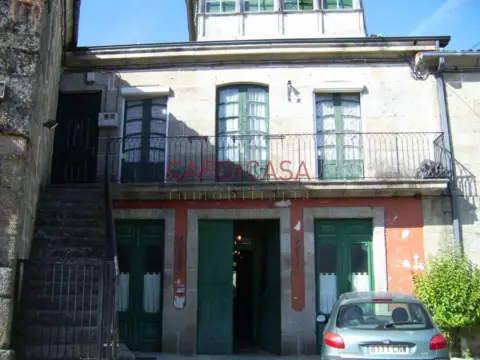 Casa en calle Emilio Hermida