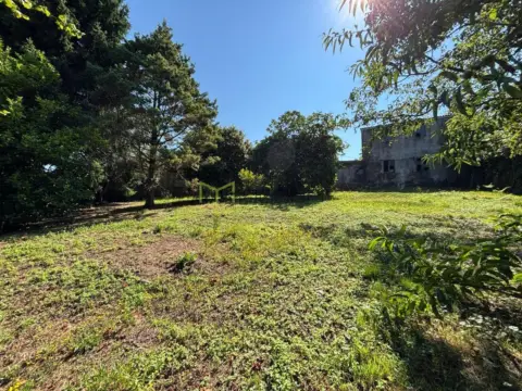 Casa en Lugar O Casal de Laraño