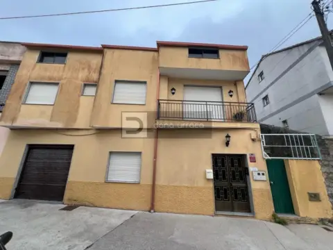 Casa en Guarda (A)