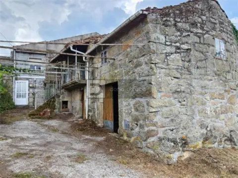 Chalet en Xunqueira de Ambía