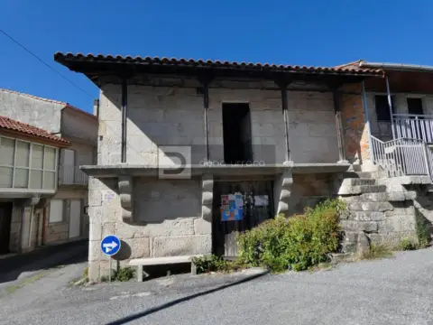 Casa en Paderne de Allariz