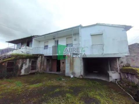Casa en San Cibrao Das Viñas