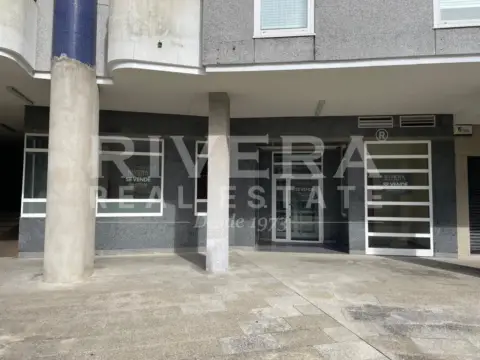 Local comercial en calle de la Viña da Fonte