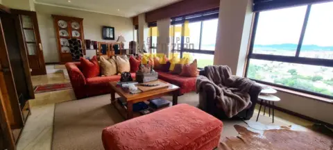 Ático en Avenida de Castrelos