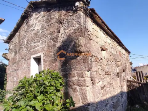 Casa en Carballiño (O)