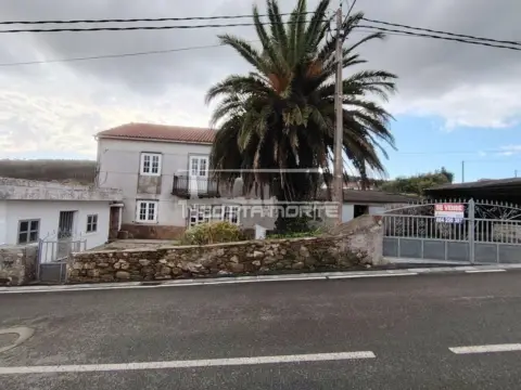Casa en Aldea de Tella