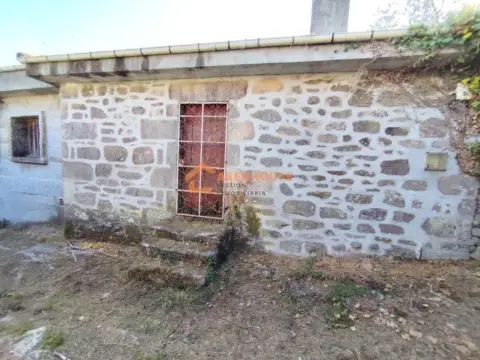 Casa en Carballiño (O)