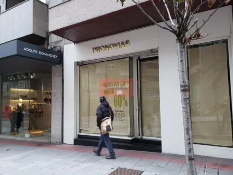 Local comercial en calle de Curros Enríquez