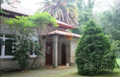 Chalet en Grove (O)