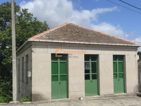 Casa en Carballiño (O)