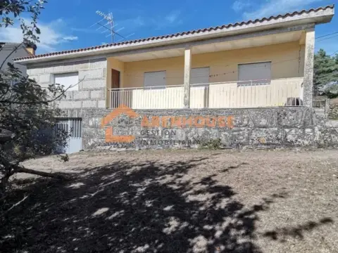 Casa en San Cristovo de Cea