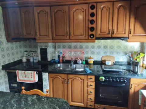 Chalet en San Cibrao Das Viñas