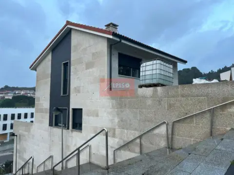 Chalet en Rúa Eligio González