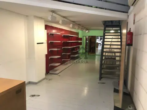 Local comercial en calle Bedoya