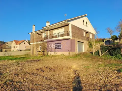 Casa en Pazos de Borbén