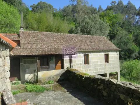 Casa en Covelo
