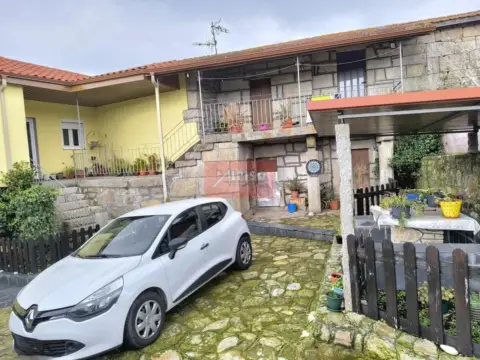 Casa en Paderne de Allariz