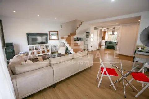 Casa pareada en calle Nantes - Sanxenxo