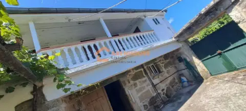Casa en Carballiño (O)