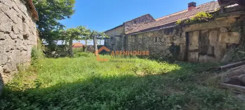 Casa en Carballiño (O)