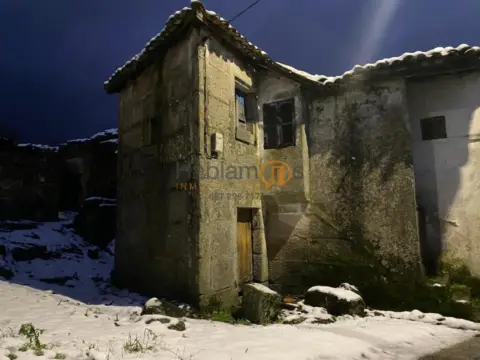 Casa en Xunqueira de Ambía