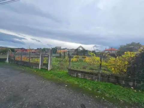 Terreno en calle Lg. Currás