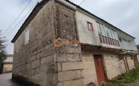Casa en Xunqueira de Espadanedo