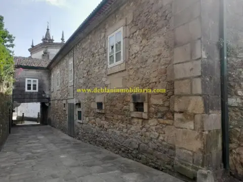 Casa en calle de Entrehornos