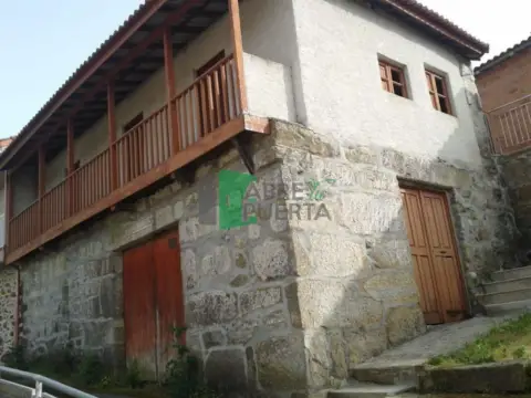 Casa en Toén