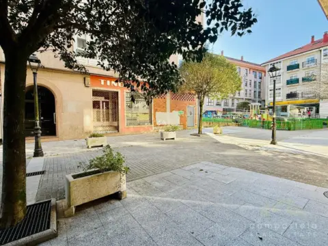 Piso en Avenida Rosalía de Castro