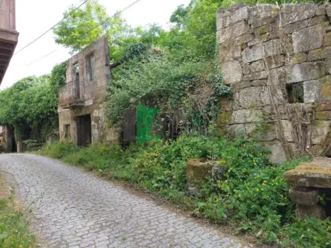 Casa en Leiro