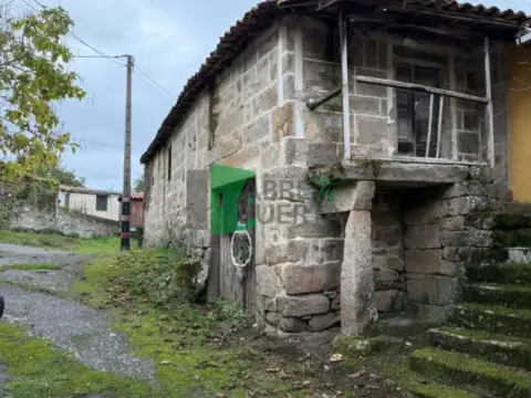 Casa en Paderne de Allariz