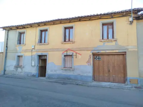 Casa en Plaza de la Iglesia