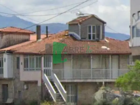 Chalet en Maceda