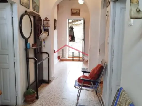 Casa en Valverde de La Virgen